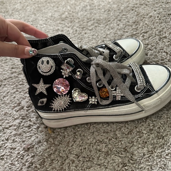 NAN-KU couture Embellished Found things High-Top Sneakers - Picture 4 of 8